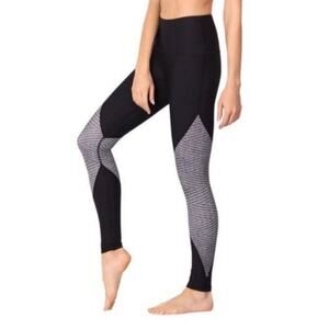 NWOT Yoga Democracy Trinity Leggings Size XS